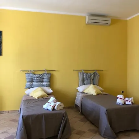 Donna Germana 4*