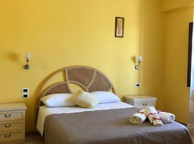 Donna Germana Bed and Breakfast