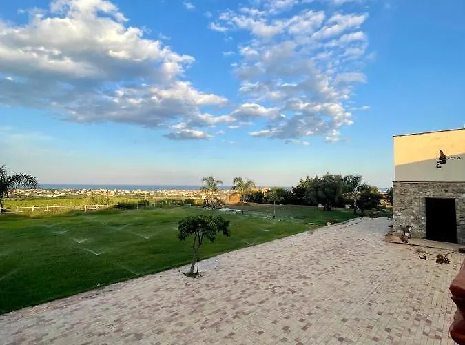 Donna Germana Bed and Breakfast